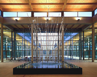 Te main foyer: fountains